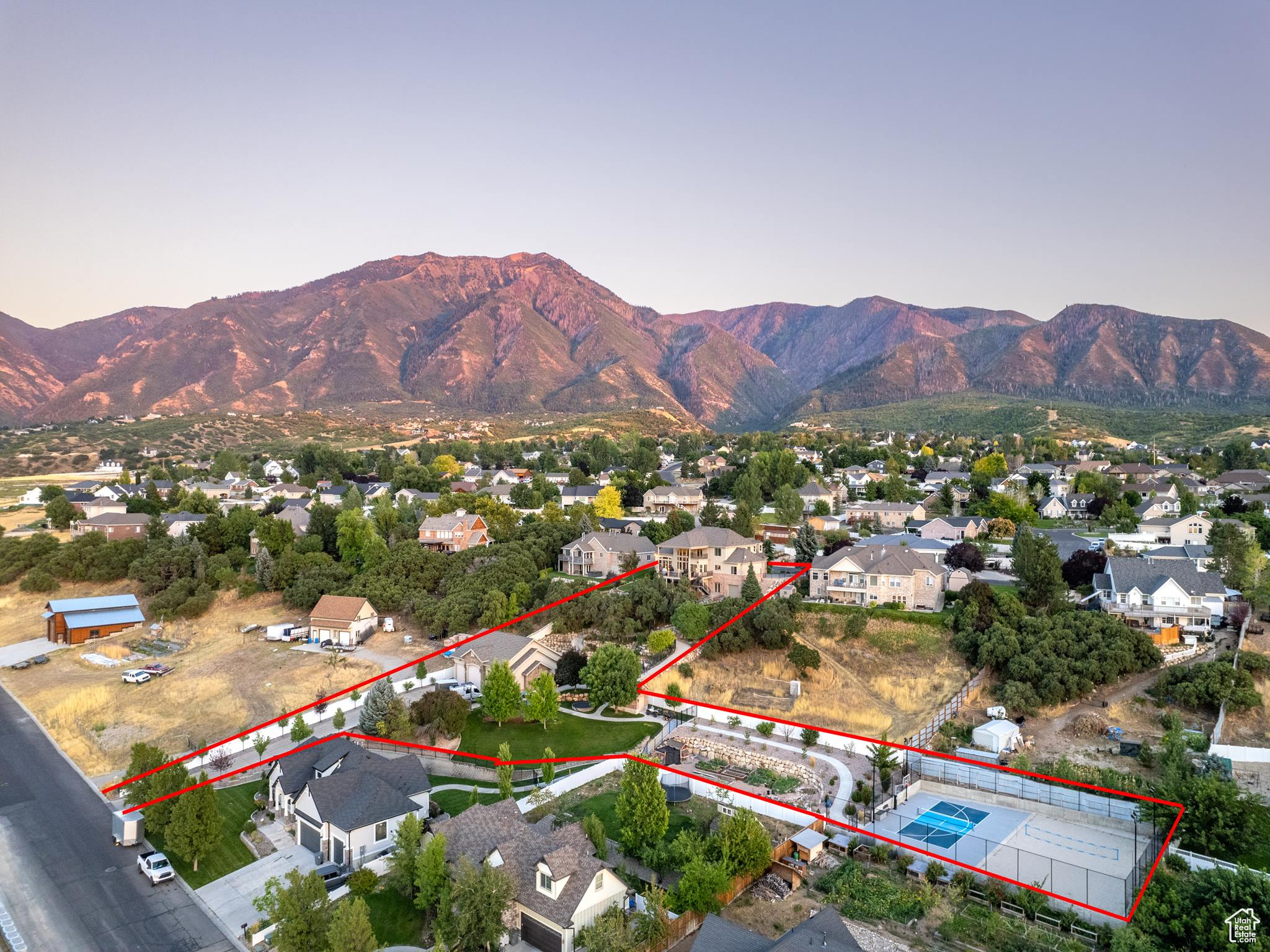 Elk Ridge, Utah 84651, United States, 8 Bedrooms Bedrooms, ,5 BathroomsBathrooms,Residential,Pending,43287