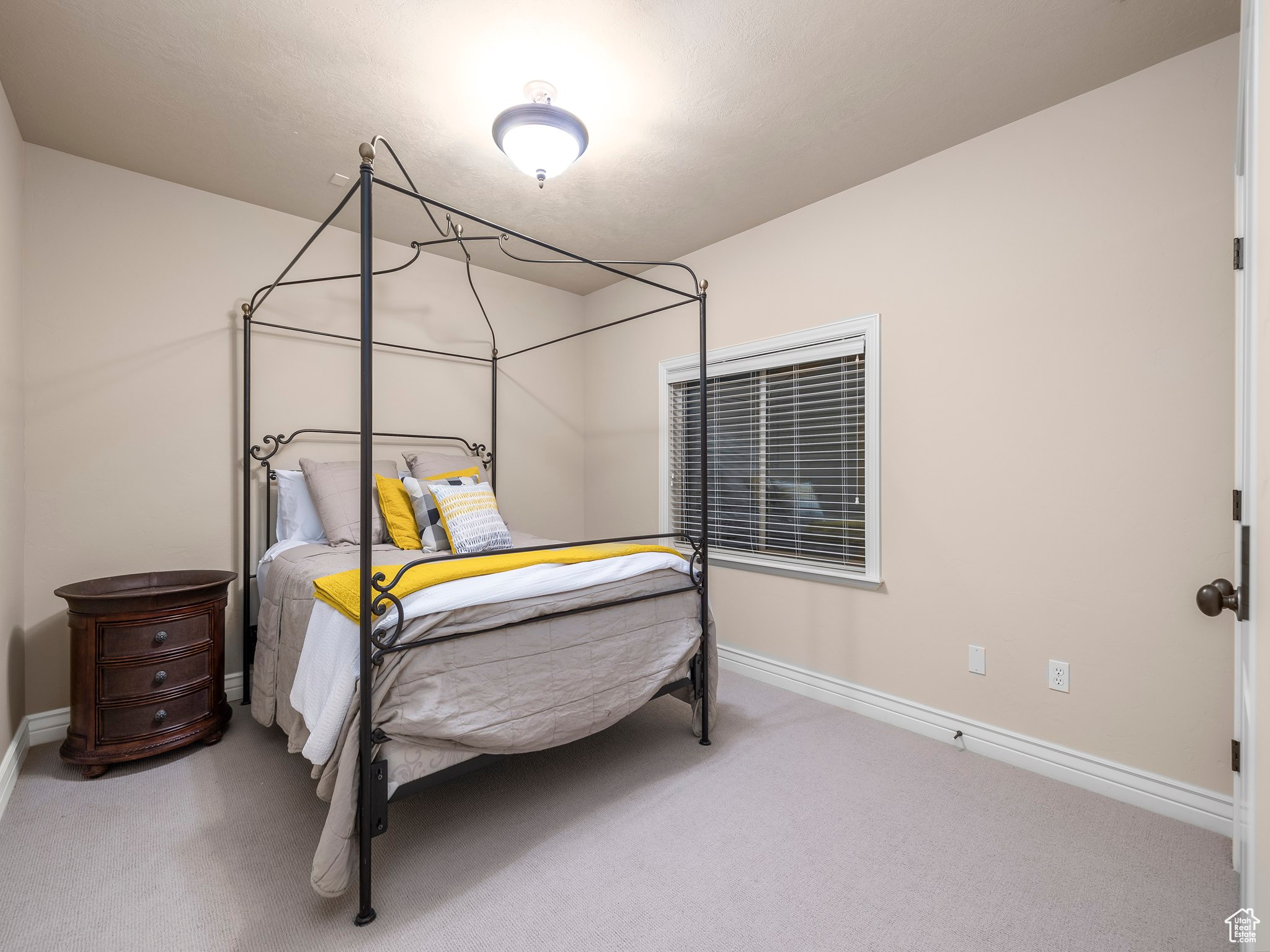 Elk Ridge, Utah 84651, United States, 8 Bedrooms Bedrooms, ,5 BathroomsBathrooms,Residential,Pending,43287