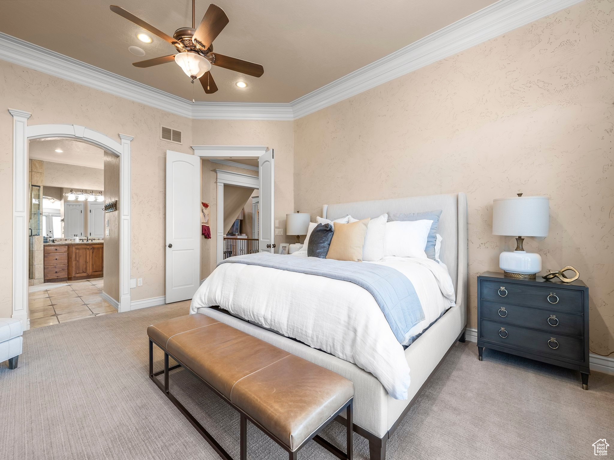 Elk Ridge, Utah 84651, United States, 8 Bedrooms Bedrooms, ,5 BathroomsBathrooms,Residential,Pending,43287