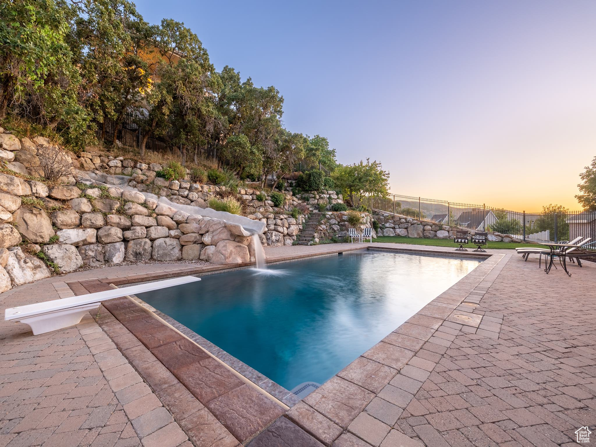 Elk Ridge, Utah 84651, United States, 8 Bedrooms Bedrooms, ,5 BathroomsBathrooms,Residential,Pending,43287