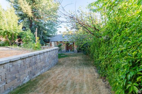 Tiny photo for 653 E HAMPTON CT, Alpine, UT 84004 (MLS # 2099682)