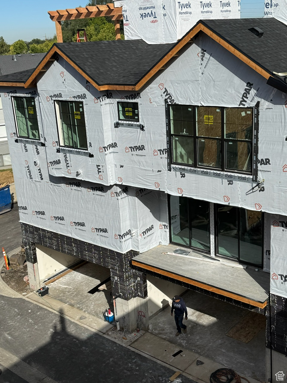 COTTAGES AT HOLLADAY - Residential