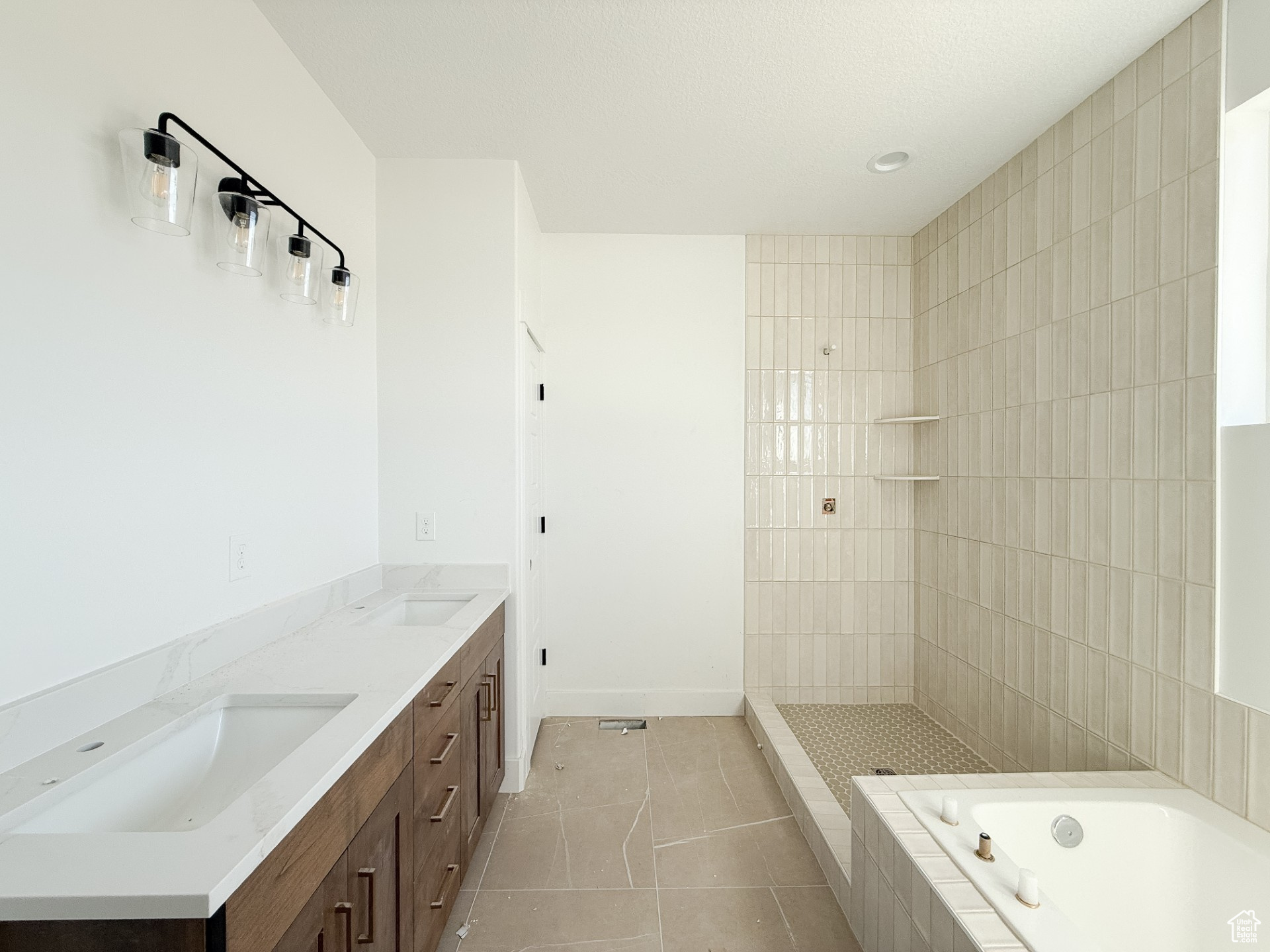 OVERLAKE ESTATES - Residential