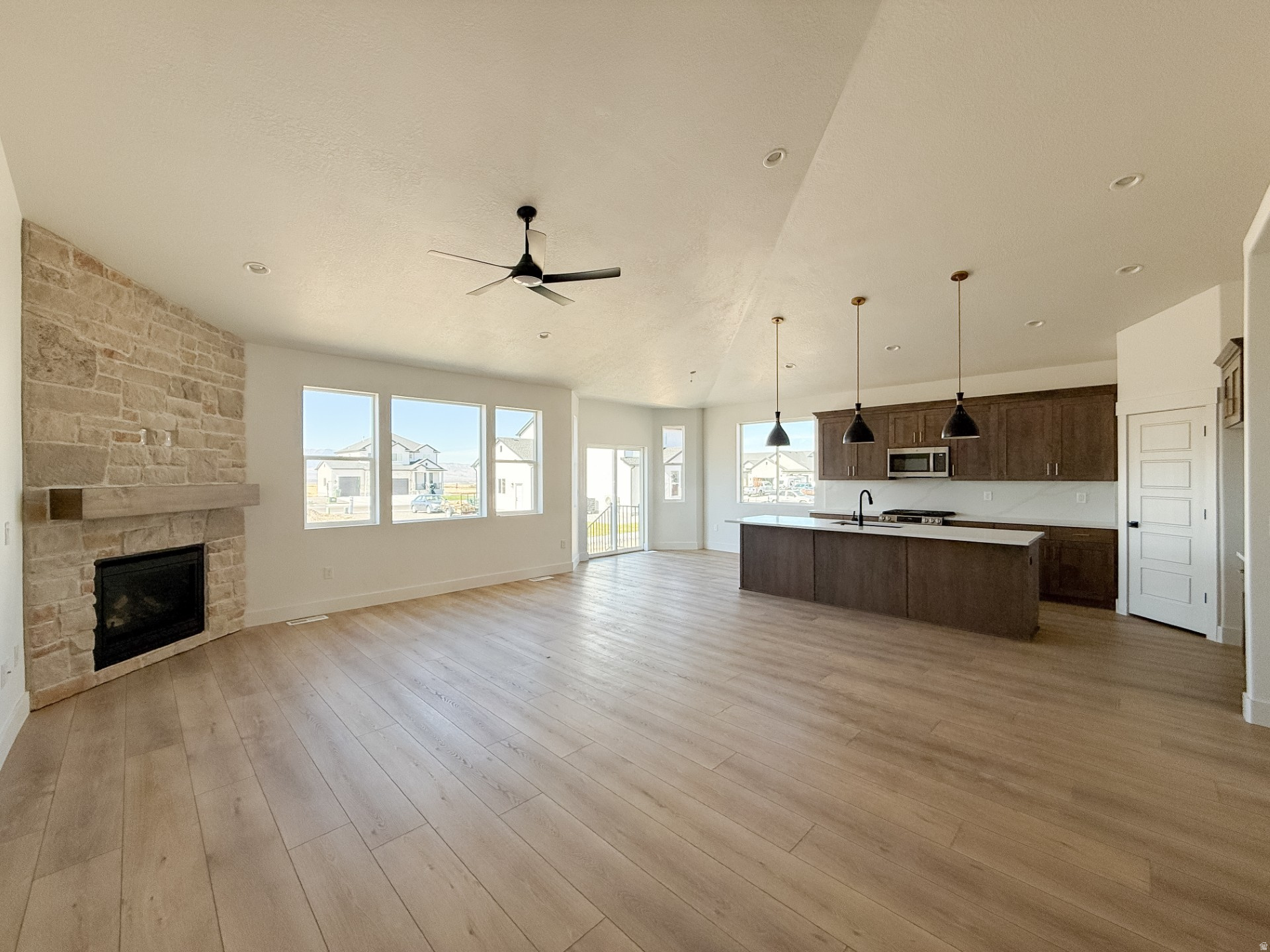 OVERLAKE ESTATES - Residential