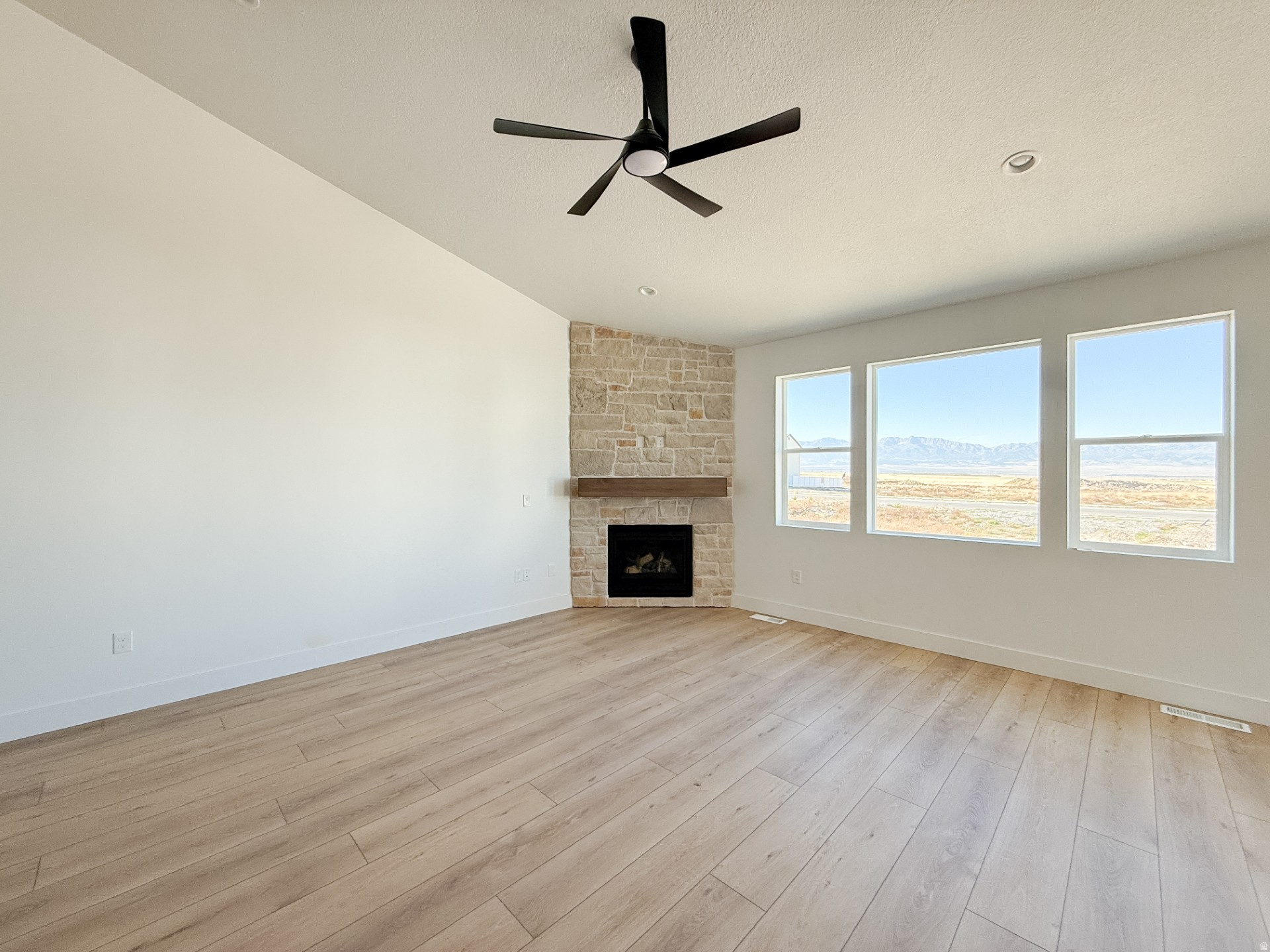 OVERLAKE ESTATES - Residential