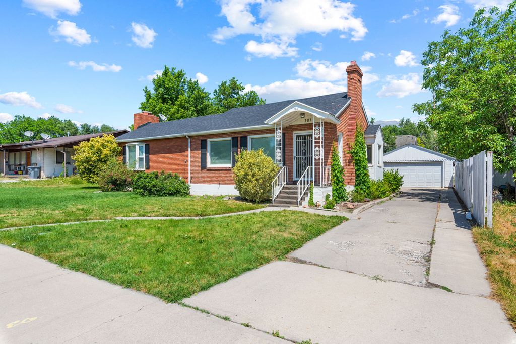 Photo of 187 S 100 E, American Fork, UT 84003 (MLS # 2167583)