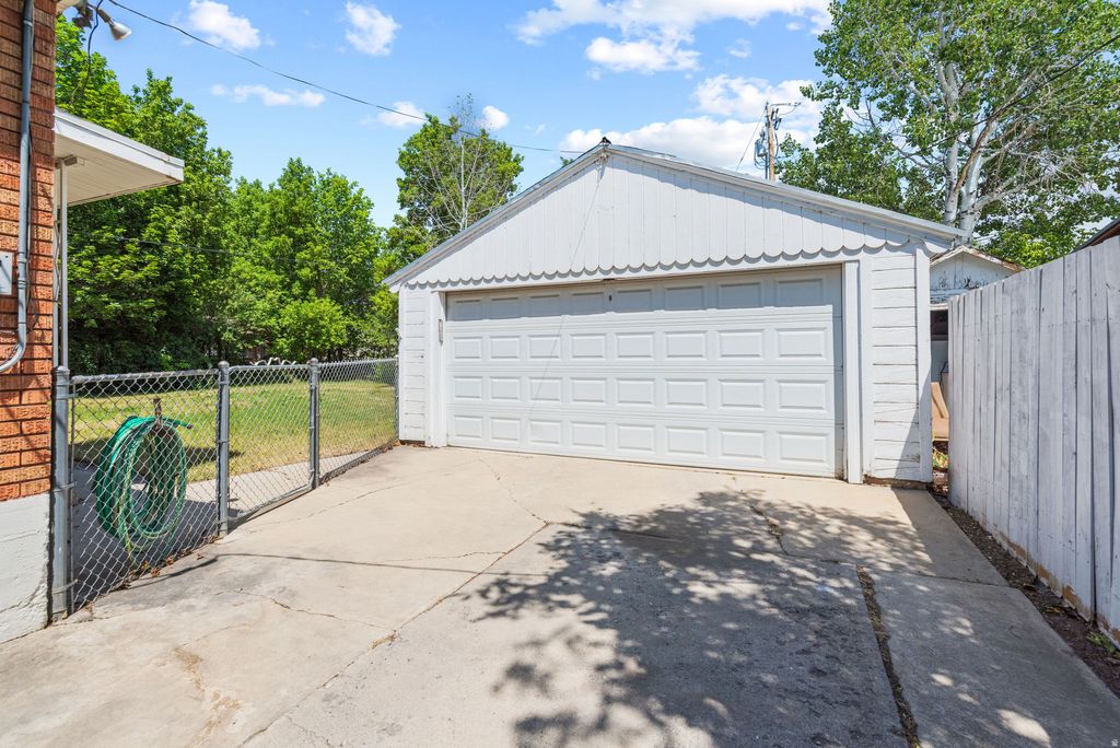 Photo of 187 S 100 E, American Fork, UT 84003 (MLS # 2167583)