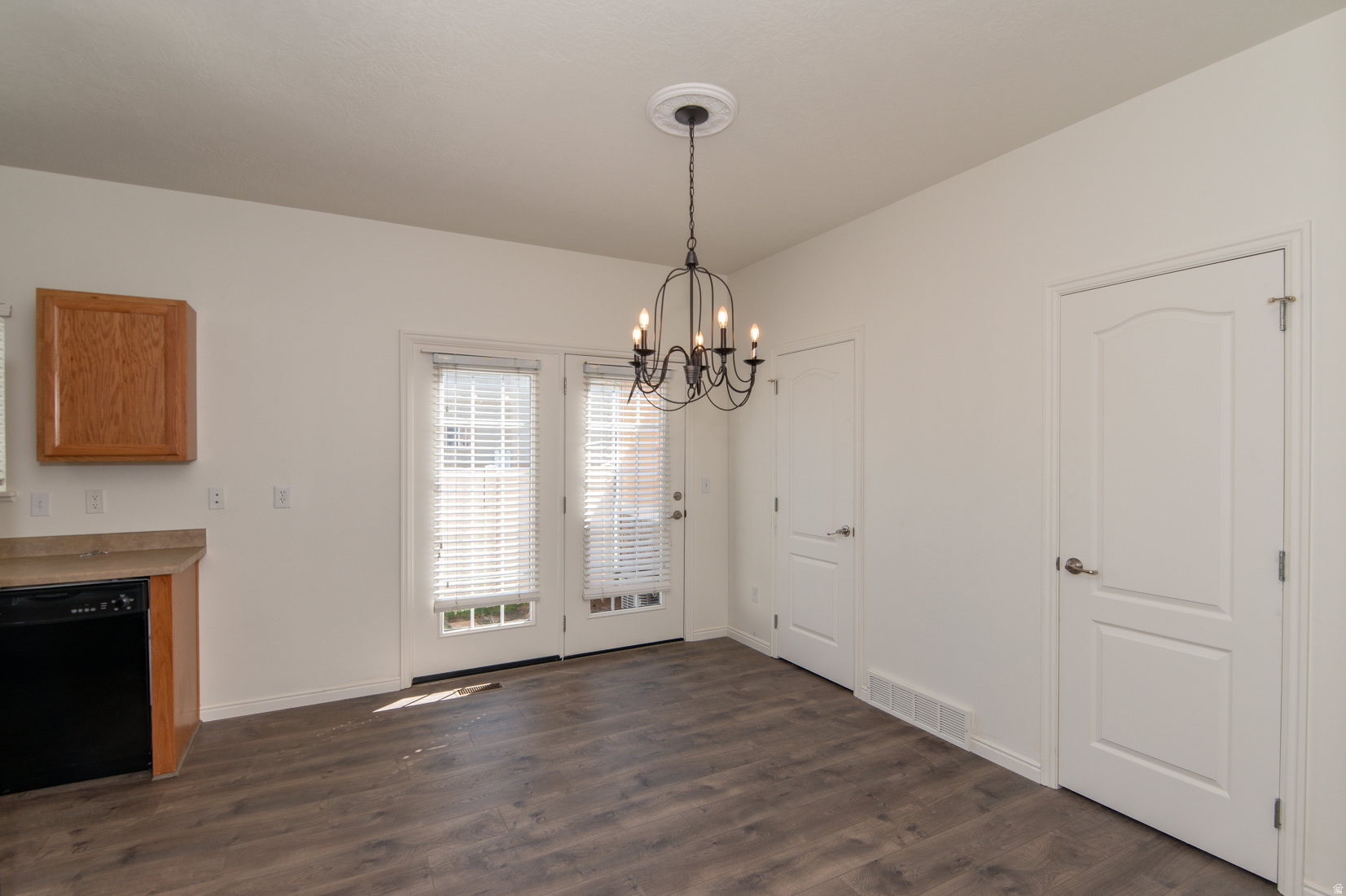 MEADOWS - Residential Lease