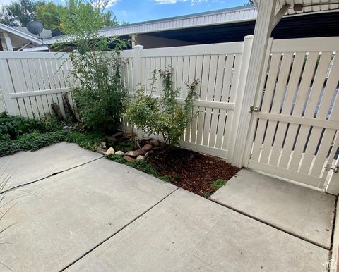 Tiny photo for 5909 S SULTAN CIR, Salt Lake City, UT 84107 (MLS # 2115831)