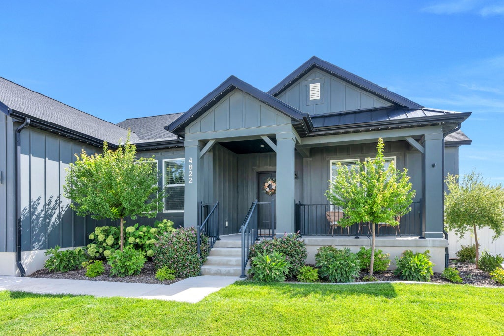 Photo of 4822 N CANAAN PEAK DR, Eagle Mountain, UT 84005 (MLS # 2181170)