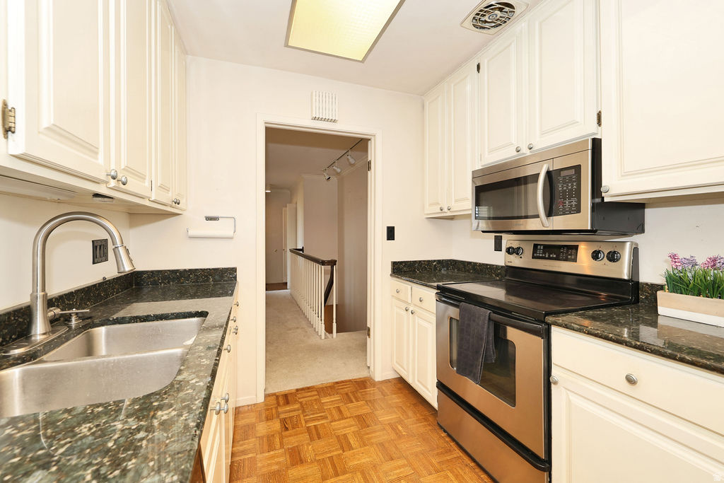 OLD FARM - Residential