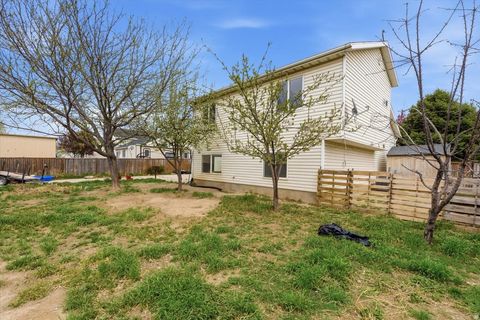 Tiny photo for 944 S 740 W, Lehi, UT 84043 (MLS # 2147180)