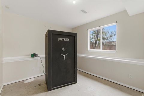 Tiny photo for 944 S 740 W, Lehi, UT 84043 (MLS # 2147180)