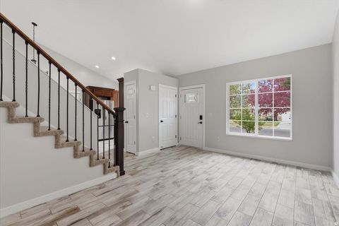 Tiny photo for 944 S 740 W, Lehi, UT 84043 (MLS # 2147180)