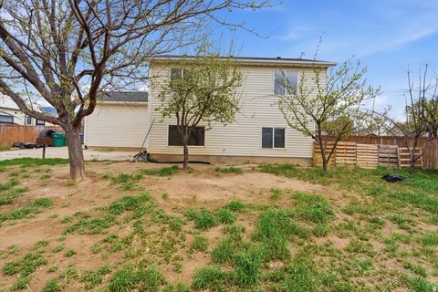 Tiny photo for 944 S 740 W, Lehi, UT 84043 (MLS # 2147180)