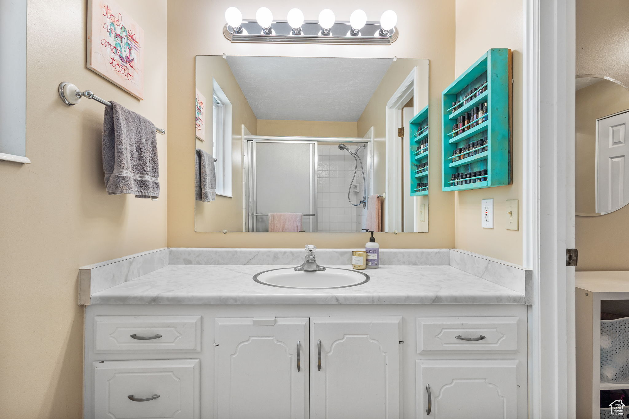 KINO HEIGHTS - Residential