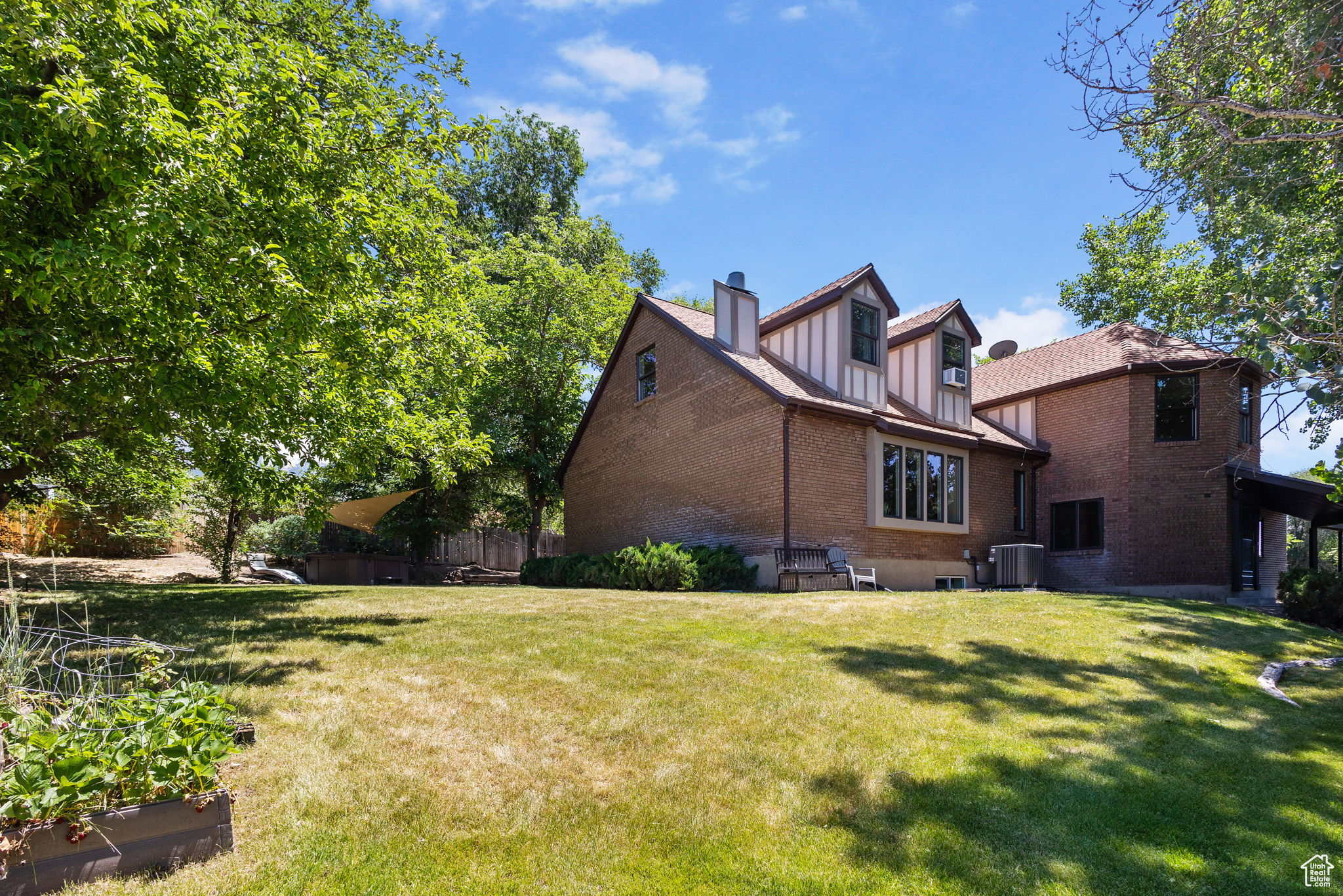 KINO HEIGHTS - Residential