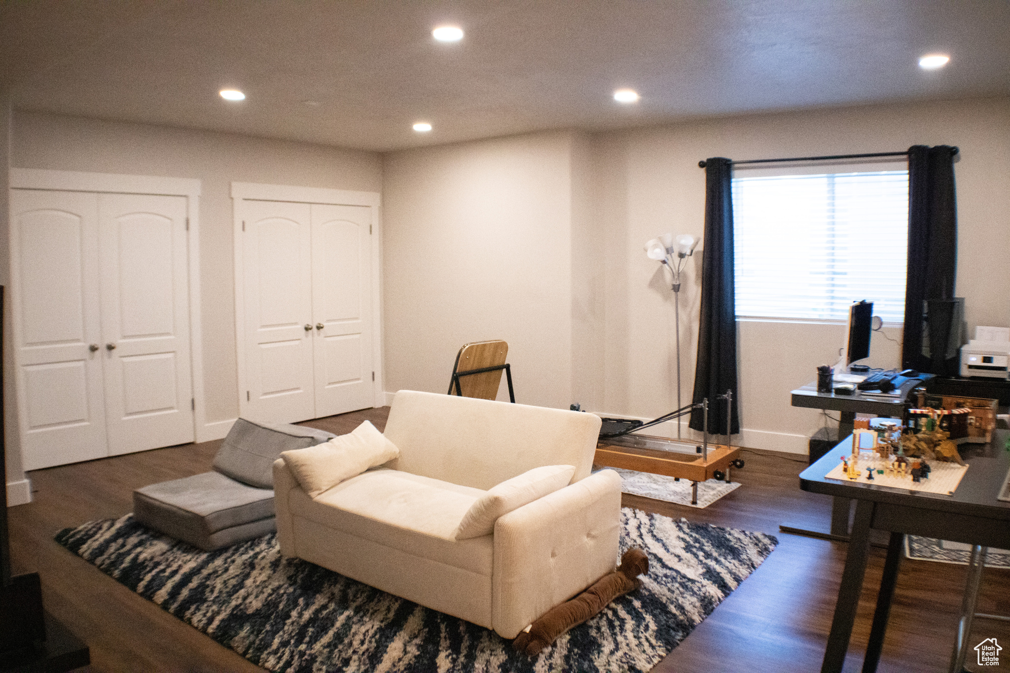 RIDGEVIEW - Residential