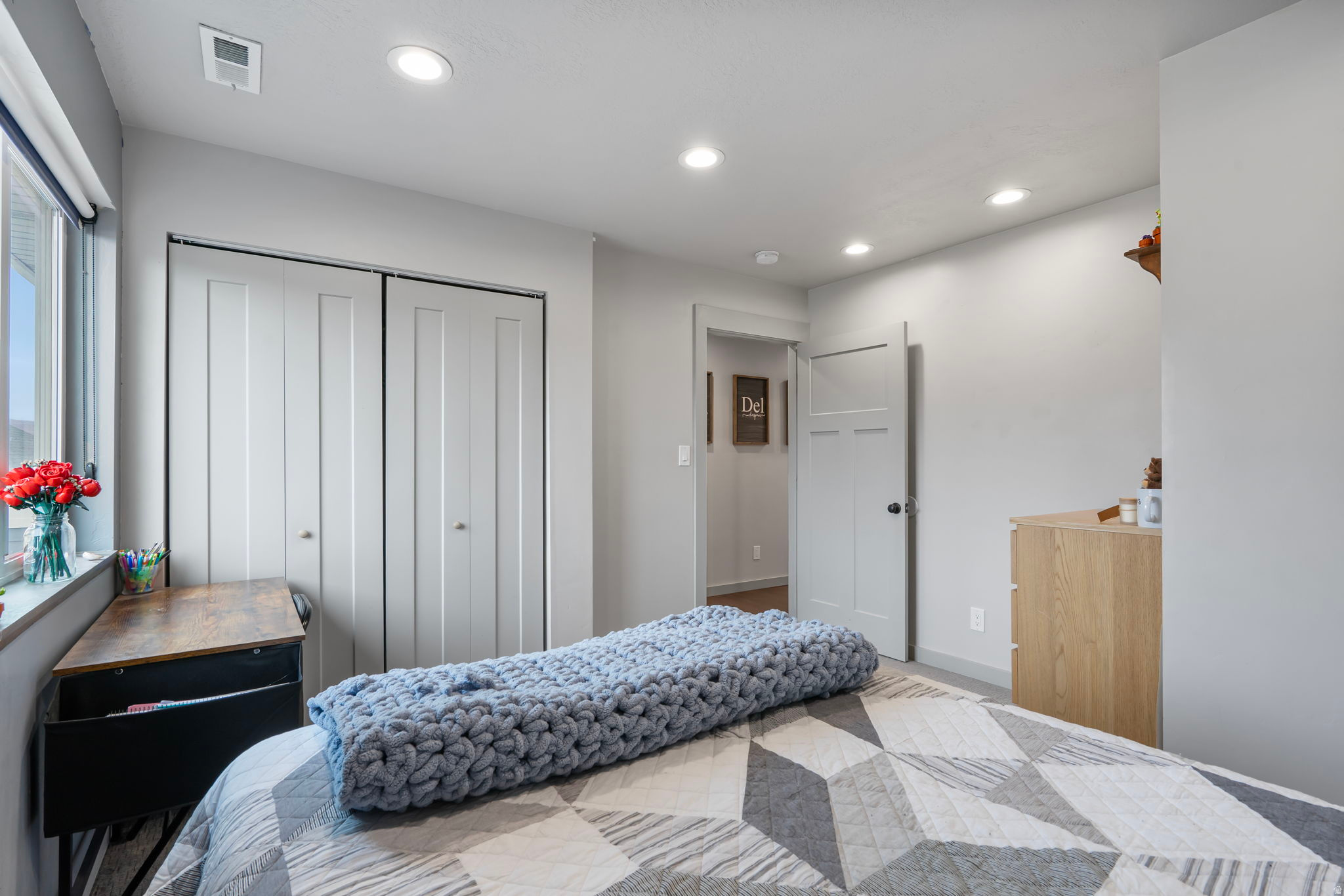 NORTH MEADOW - Residential