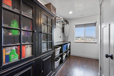 Tiny photo for 472 W 2300 S, Richfield, UT 84701 (MLS # 2137419)