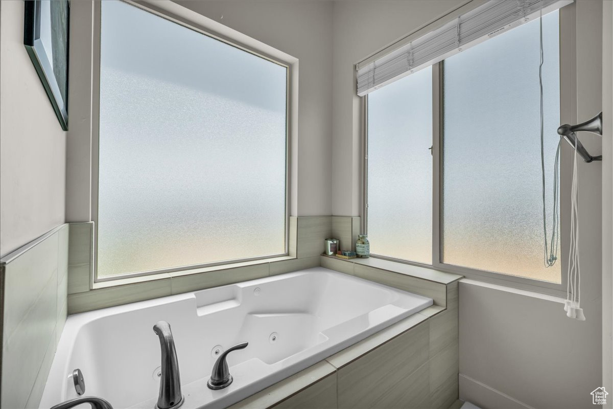 CEDAR POINT PH 4 - Residential