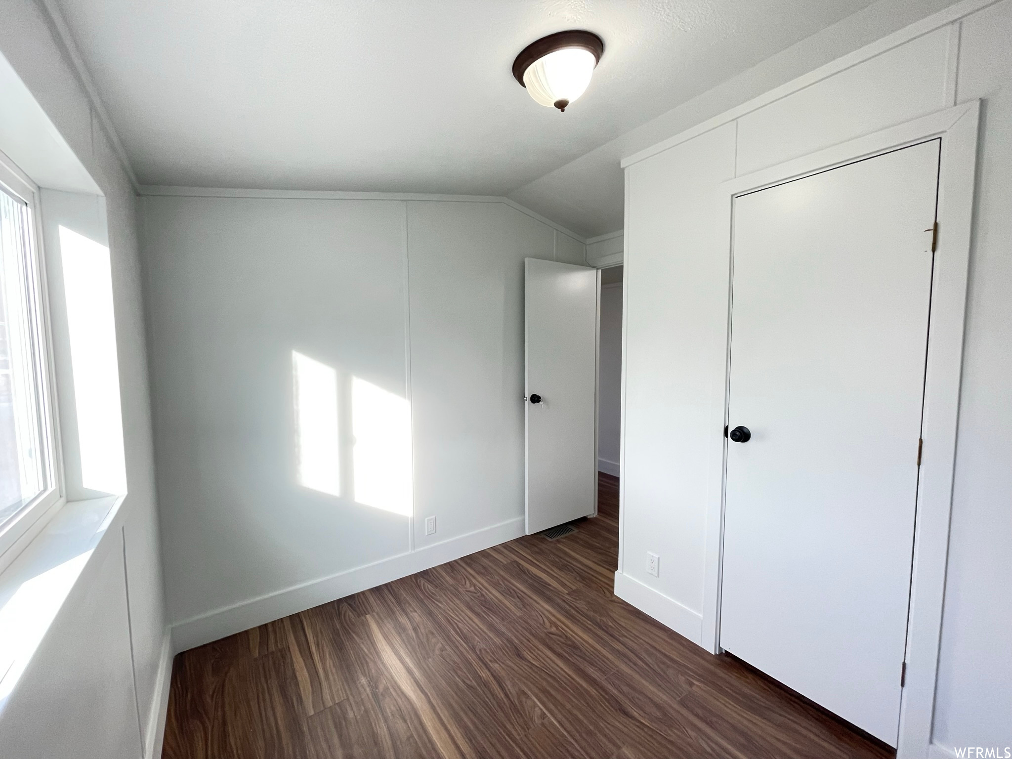 MOUNTAIN VIEW - Residential