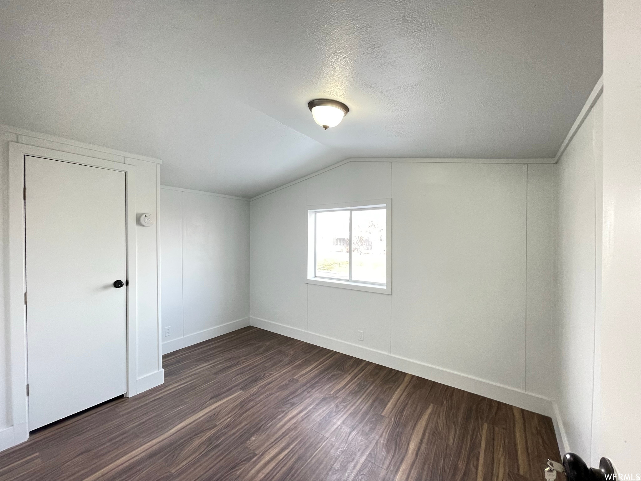 MOUNTAIN VIEW - Residential