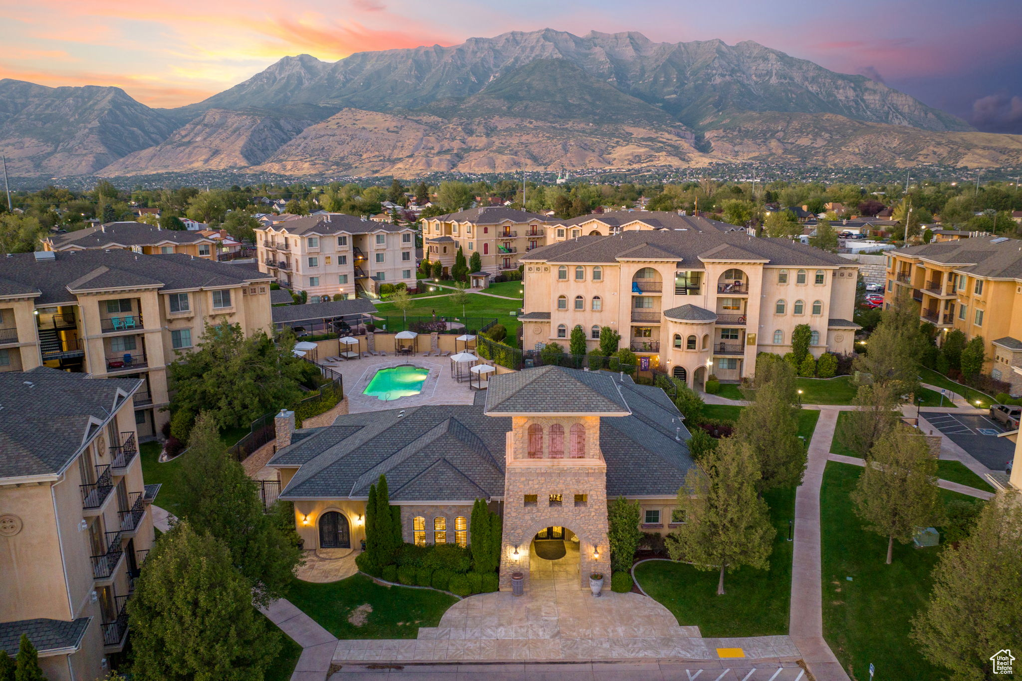 SORRENTO PARK PUD PH - Residential