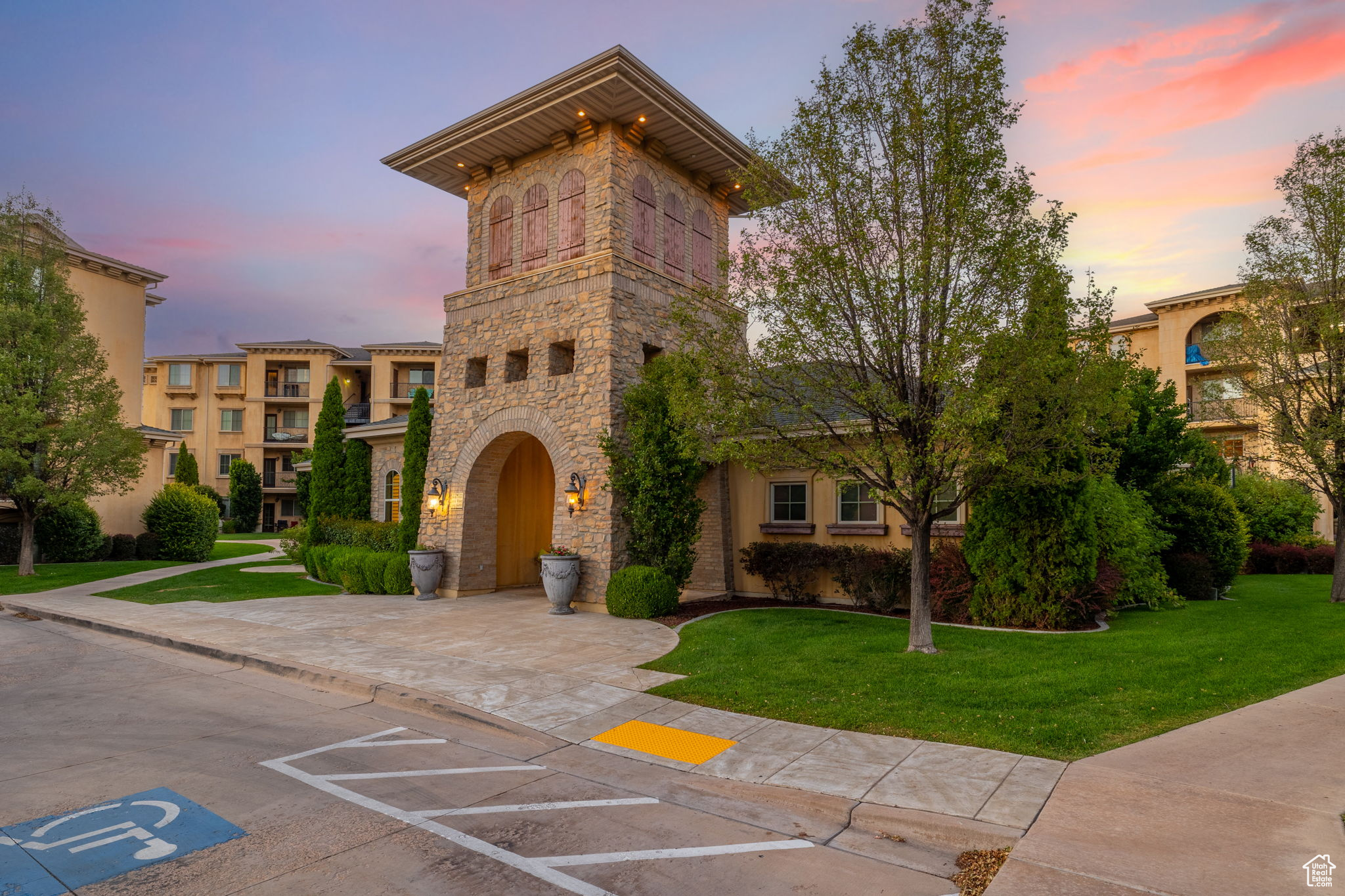 SORRENTO PARK PUD PH - Residential