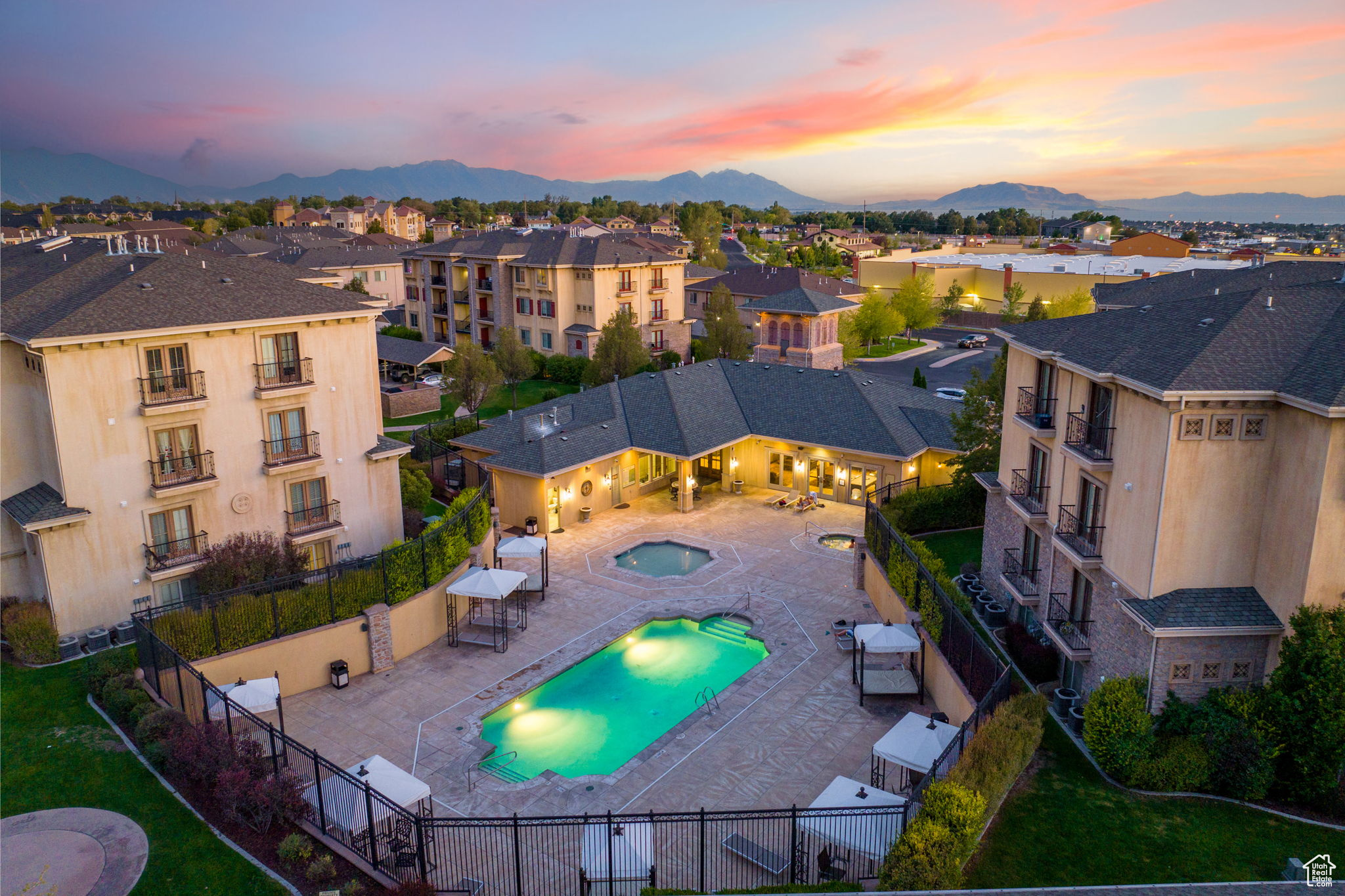 SORRENTO PARK PUD PH - Residential