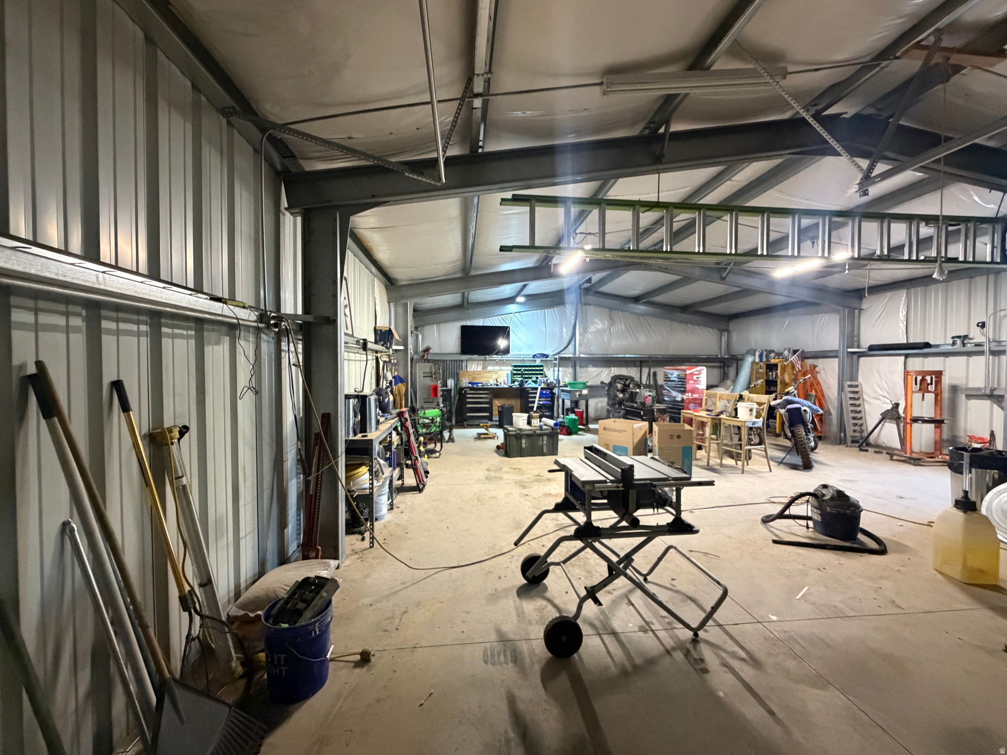 WESTLAND PARK SUBDIVISION AMENDED - Residential