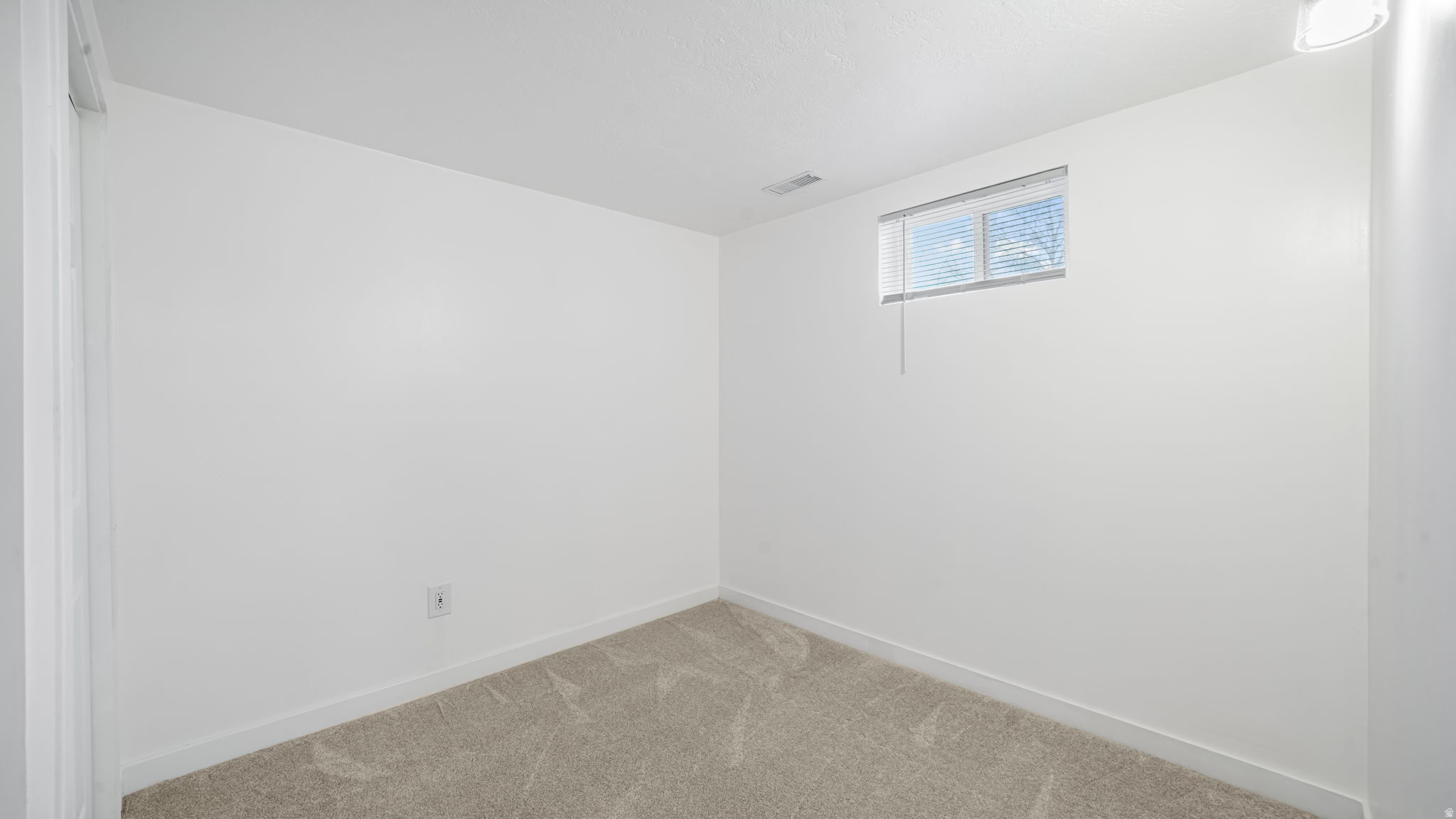 JORDAN VILLA - Residential