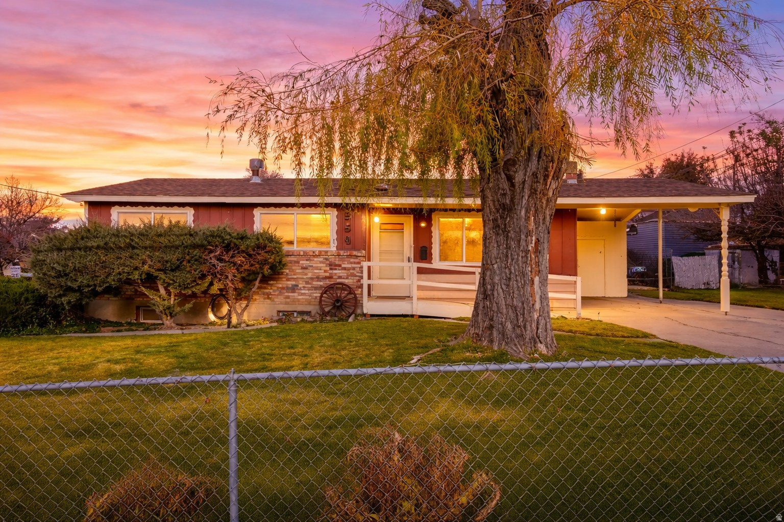 JORDAN VILLA - Residential
