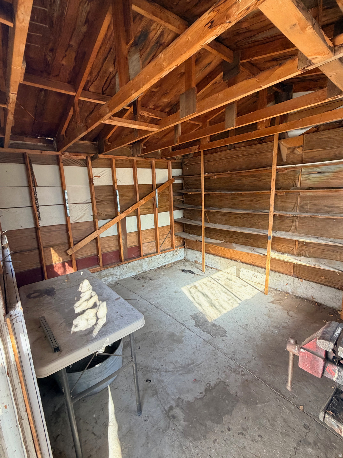 JORDAN VILLA - Residential