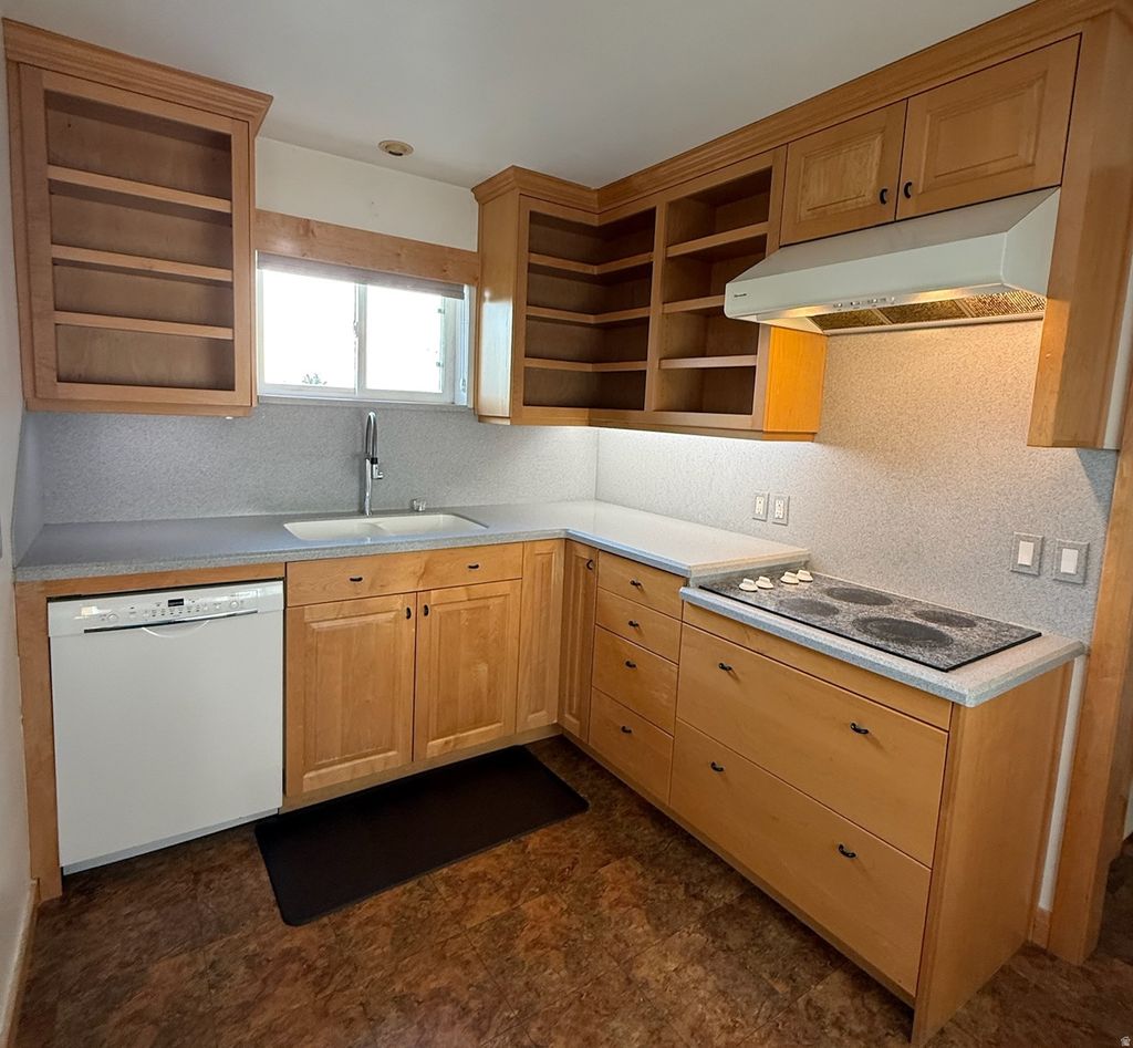 Photo of 3343 S 2880 E, Salt Lake City, UT 84109 (MLS # 2146606)