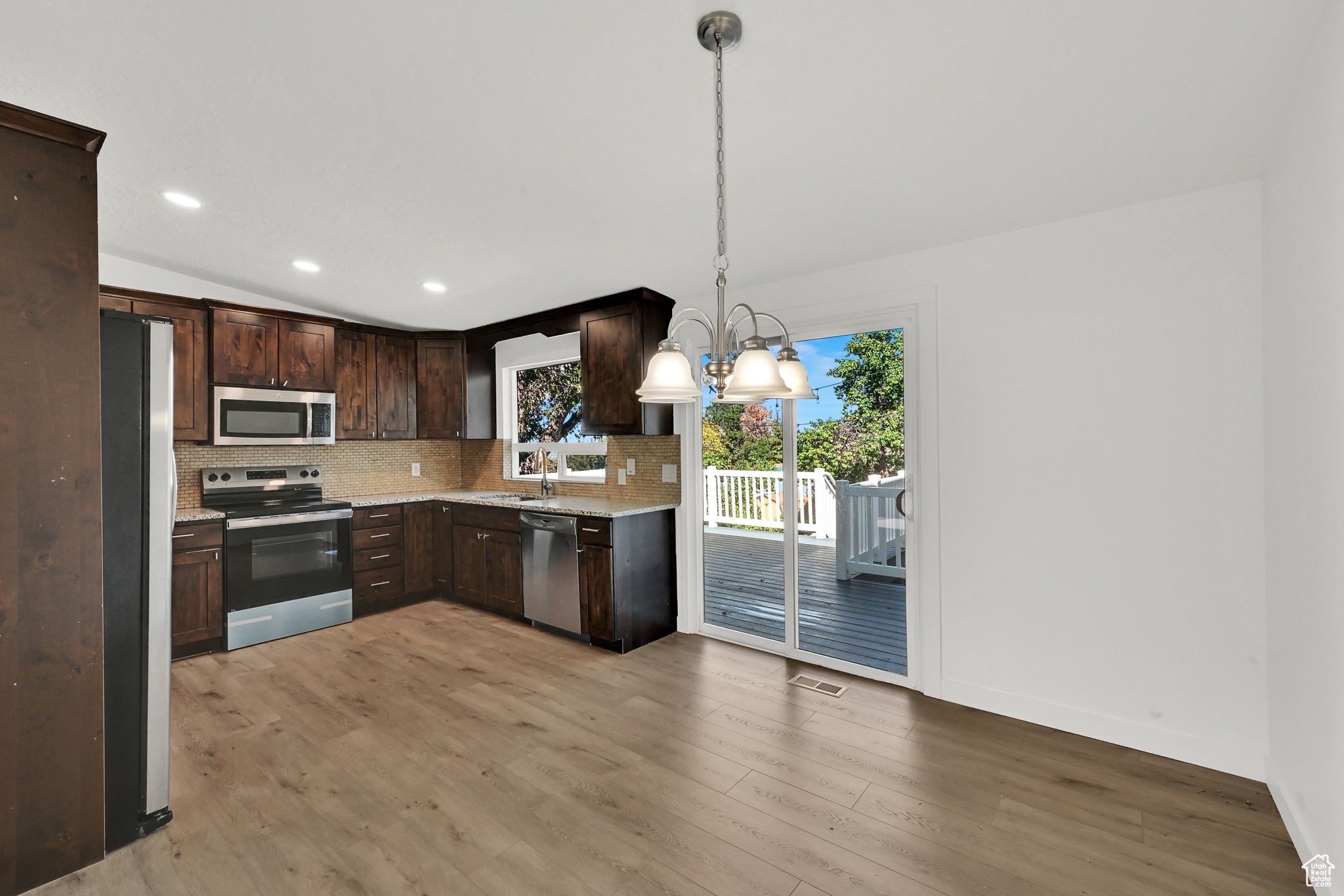 BELMONT HEIGHTS - Residential