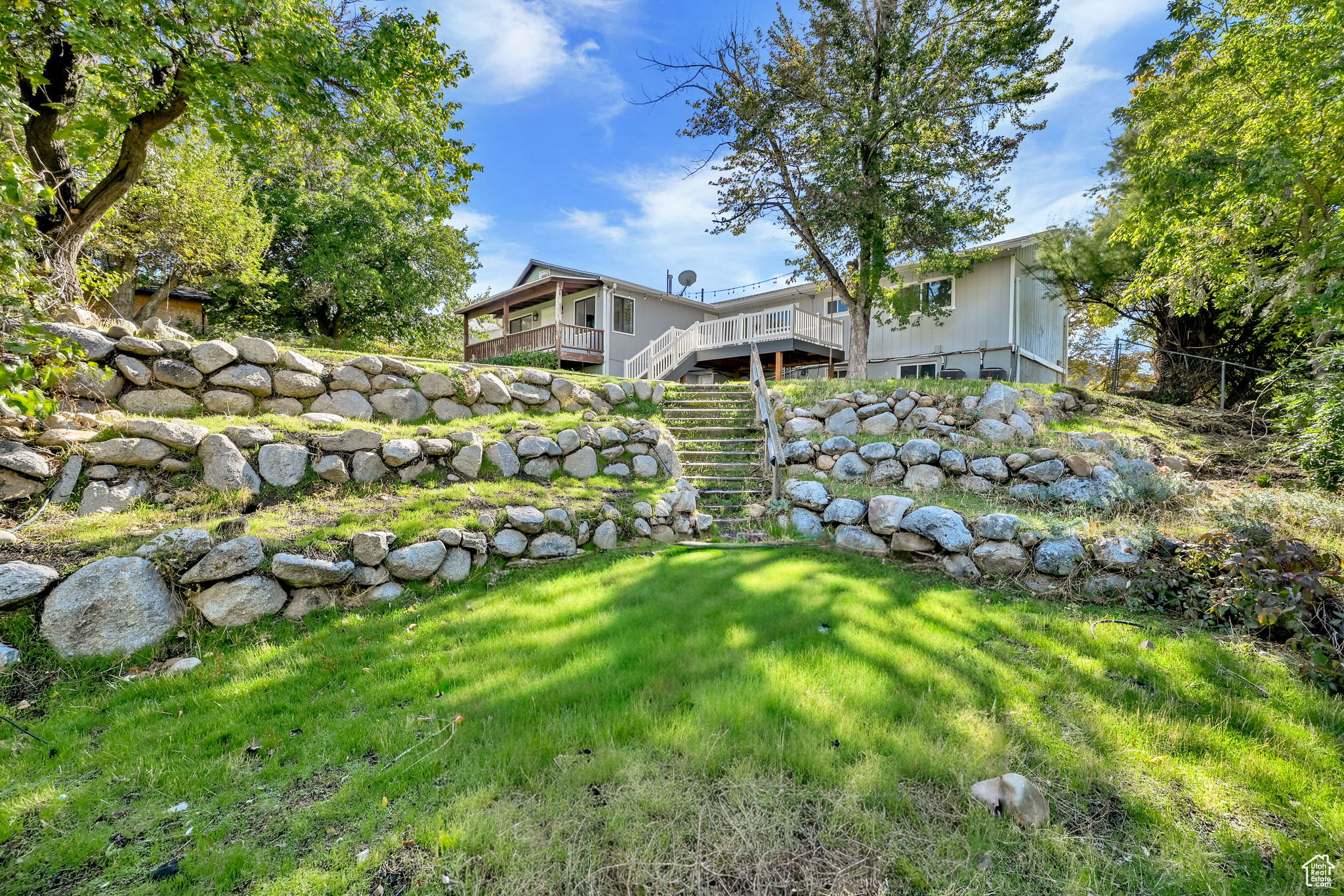 BELMONT HEIGHTS - Residential