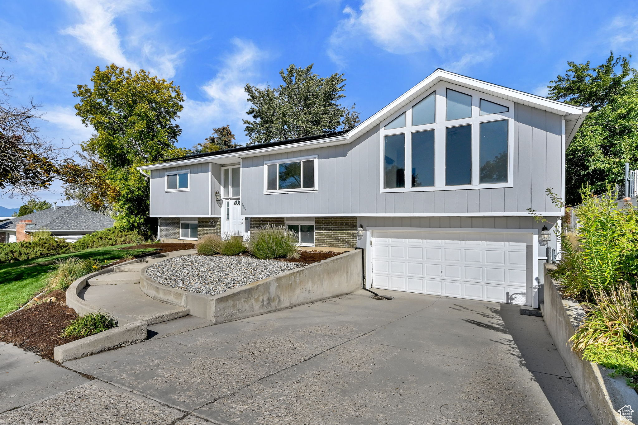 BELMONT HEIGHTS - Residential