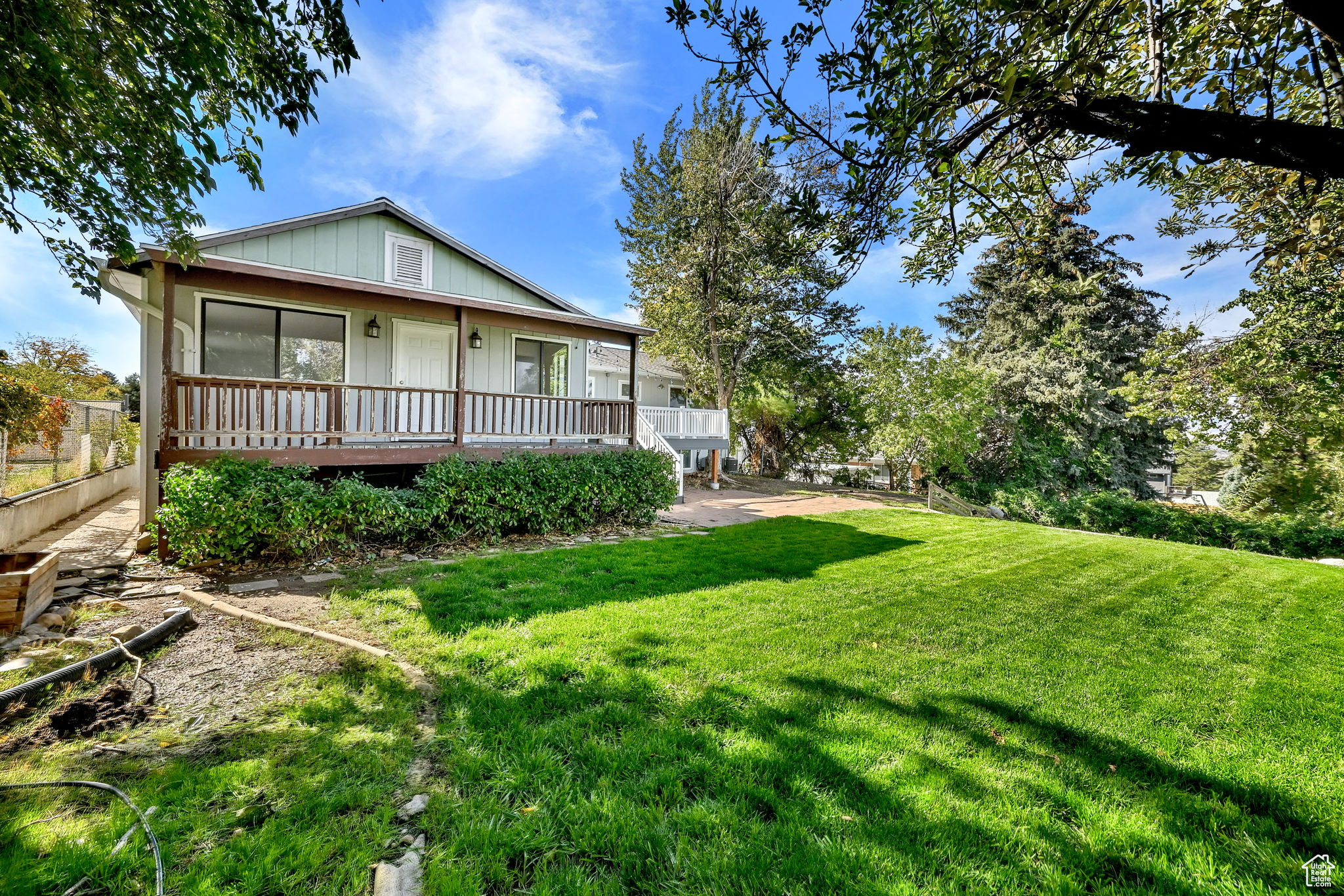 BELMONT HEIGHTS - Residential