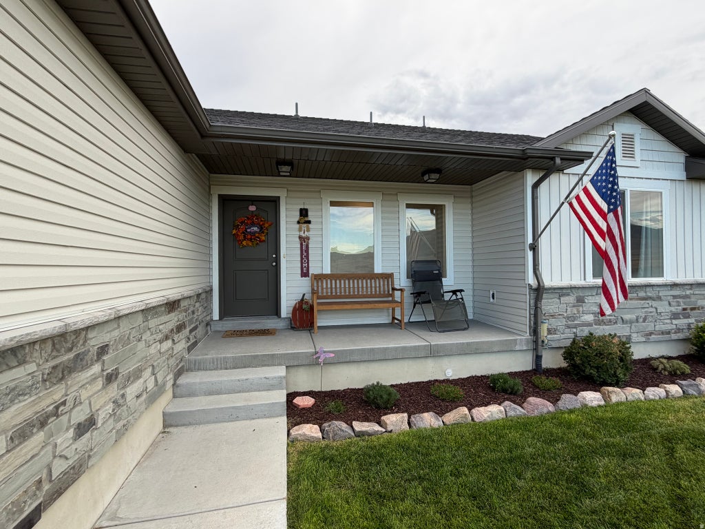 Photo of 19185 N WENDELL WAY, Garland, UT 84312 (MLS # 2180917)