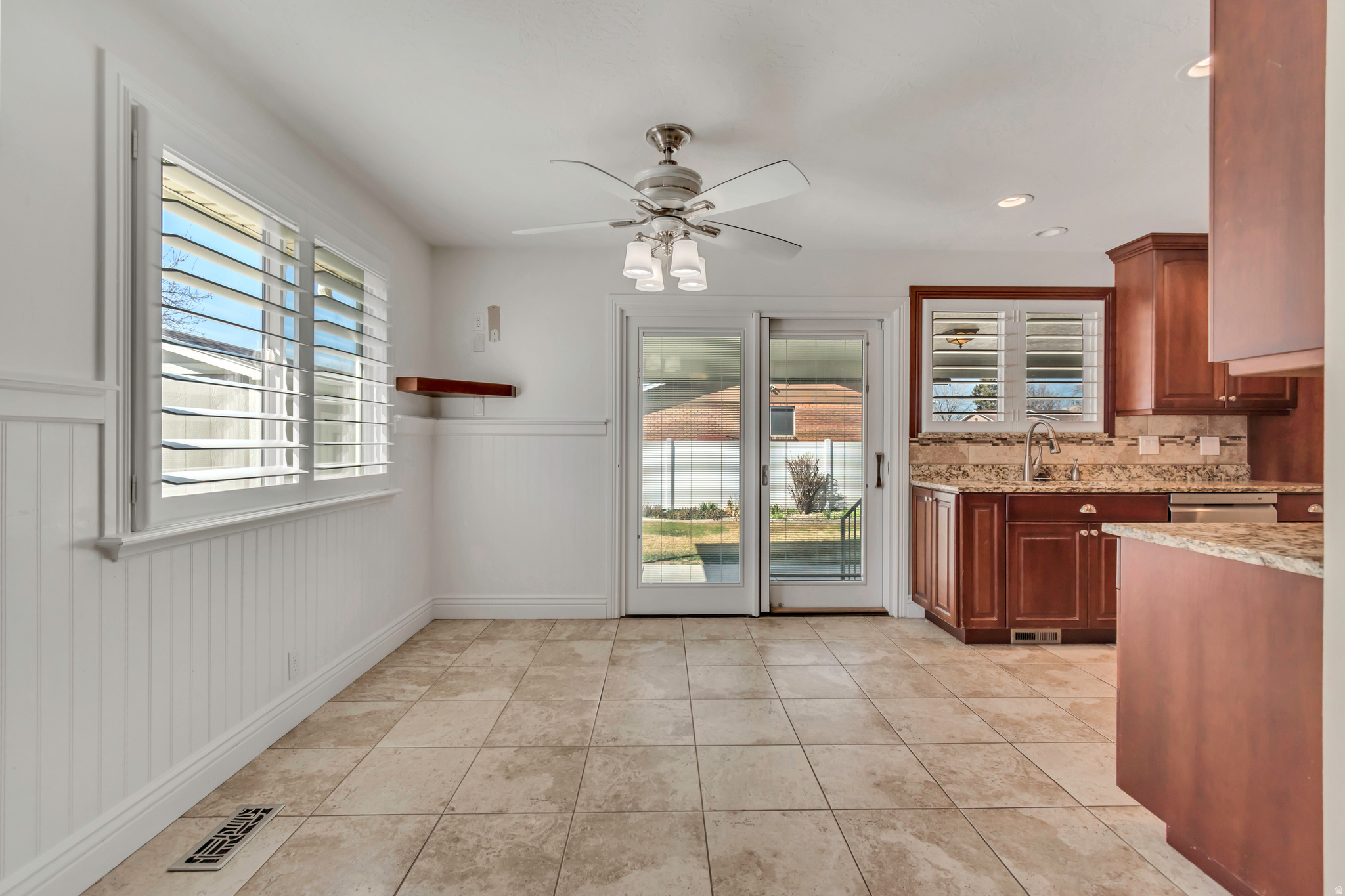 COATS ESTATES #4 - Residential