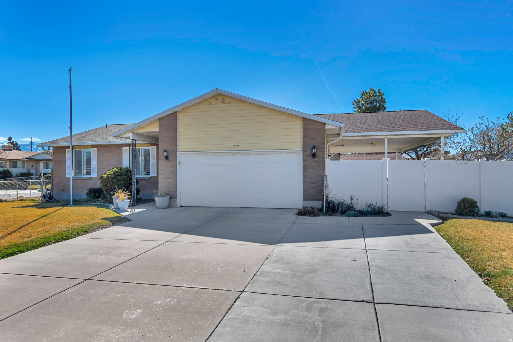 COATS ESTATES #4 - Residential