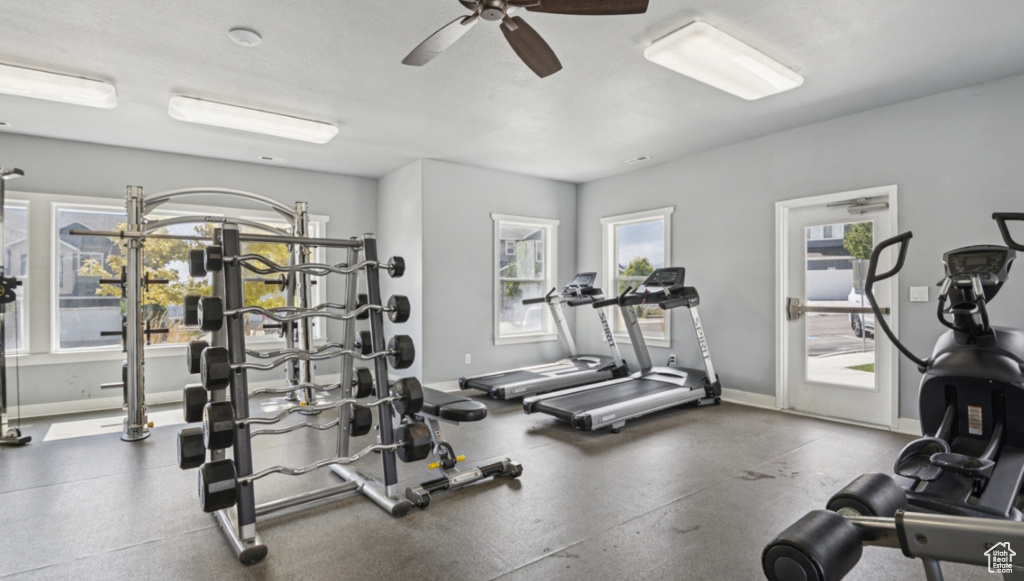 CRESTHAVEN VILLAGE TOWNHOMES - Residential