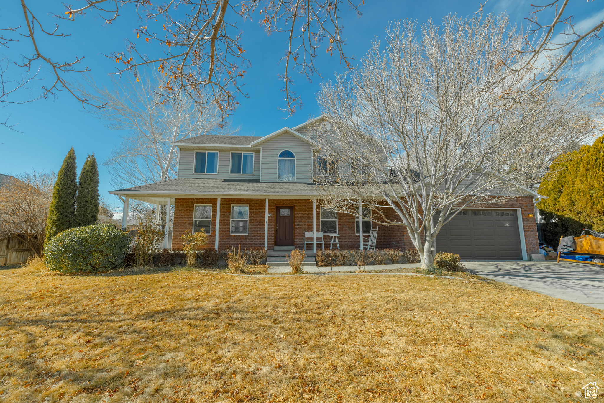 This beautiful 5-bedroom, 3.5 bath home with 3,266 square feet offers an incredible place to call home. Located around the corner from American Fork High School, this desirable location is hard to beat. With a double oven, quartz countertops, and soft close cabinets and drawers, you'll have a great place to host gatherings. This home also features a great fully fenced backyard and deck awning (will be replaced) and an incredible amount of storage space! Don't miss out on the opportunity to make this beautiful house your new home. Square footage figures are provided as a courtesy estimate only and were obtained from county records. Buyer is advised to obtain an independent measurement.