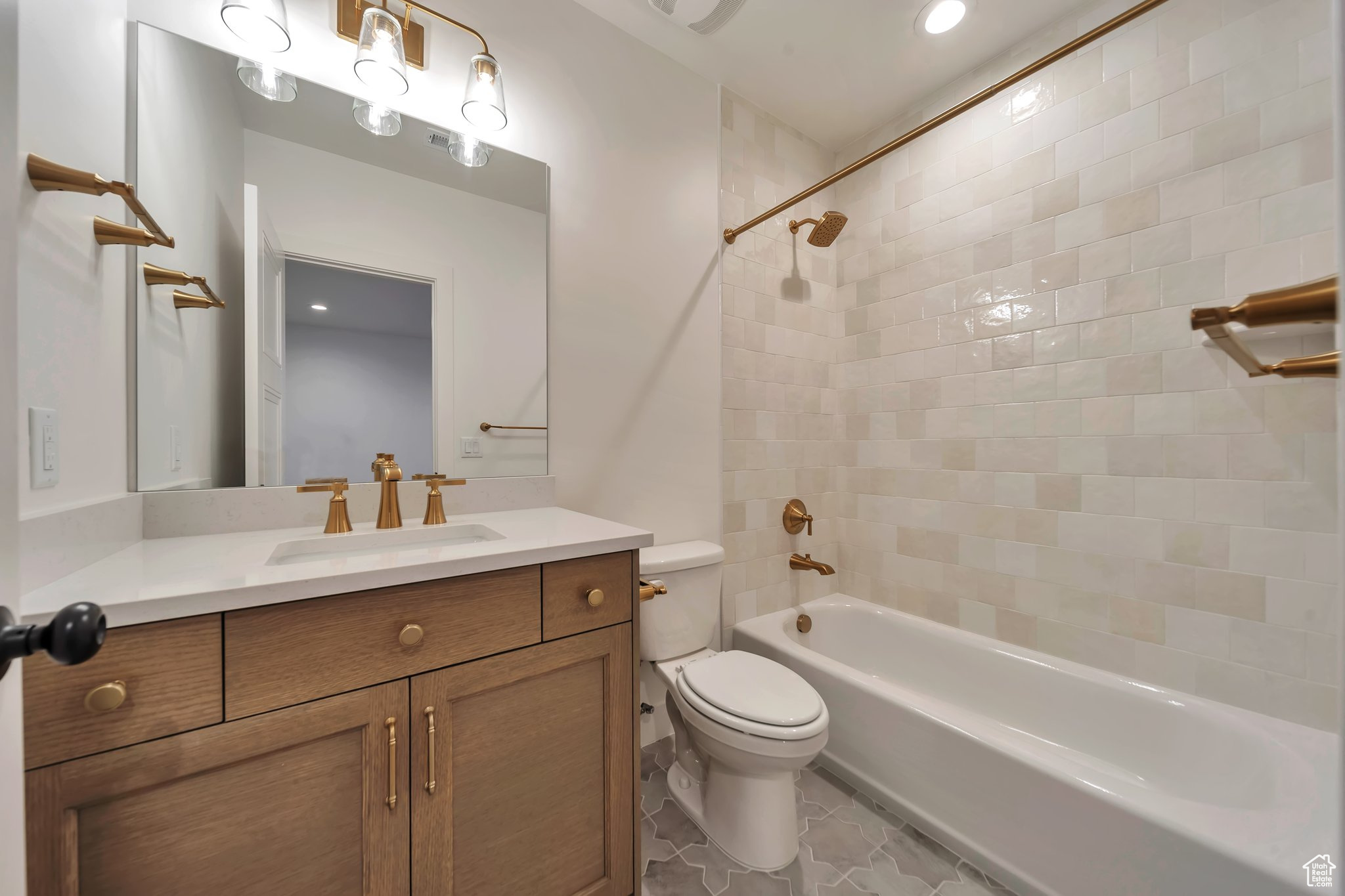 ORCHARD HEIGHTS - Residential