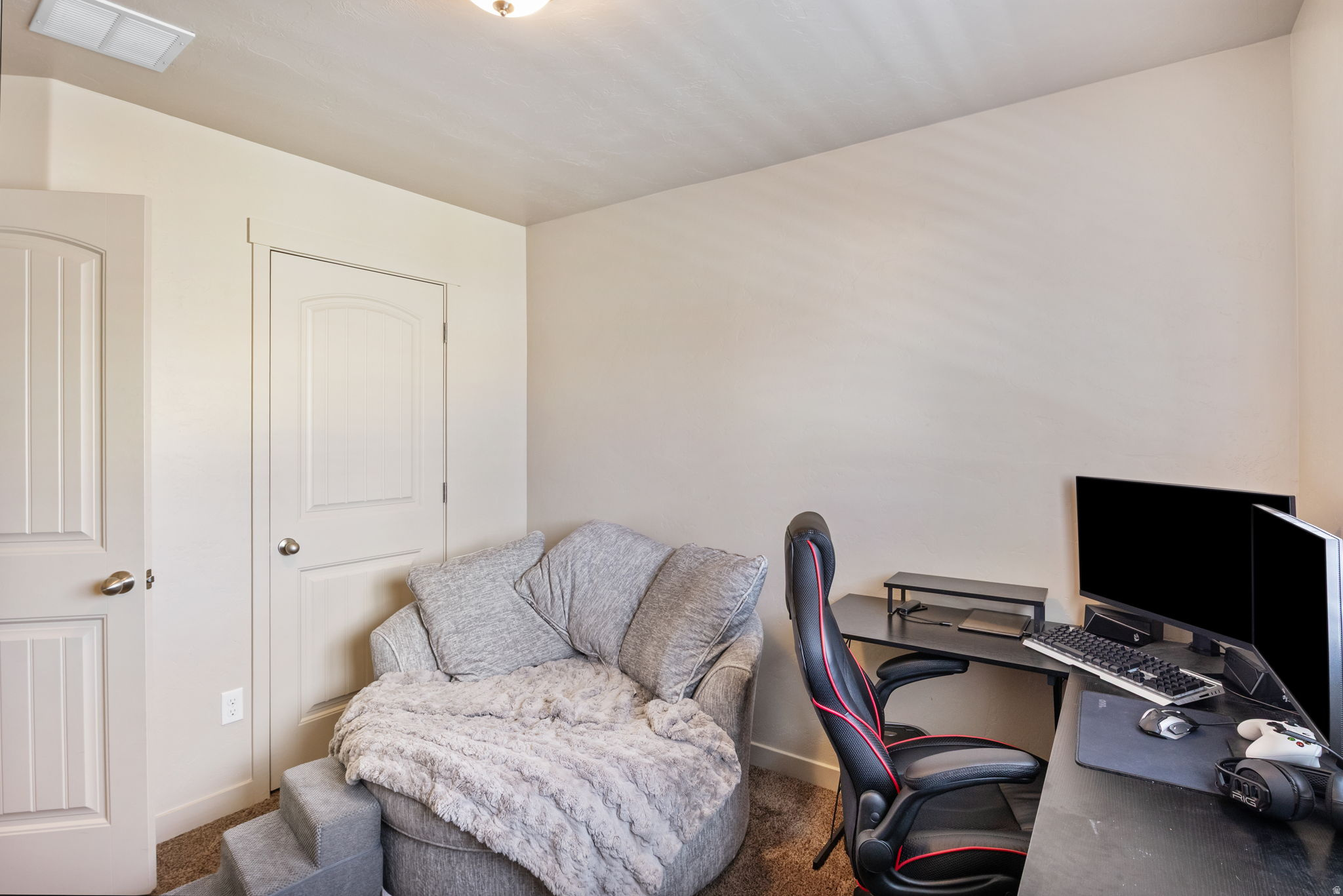 ANGEL STREET TOWNHOM - Residential