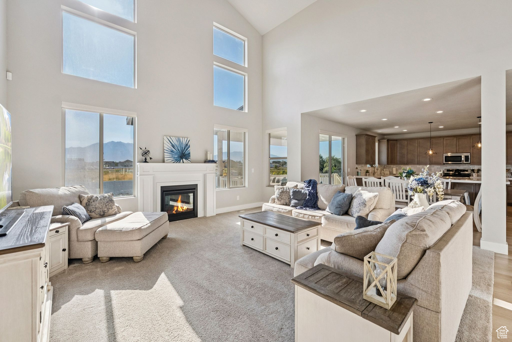 SUNSET EQUESTRIAN CL - Residential