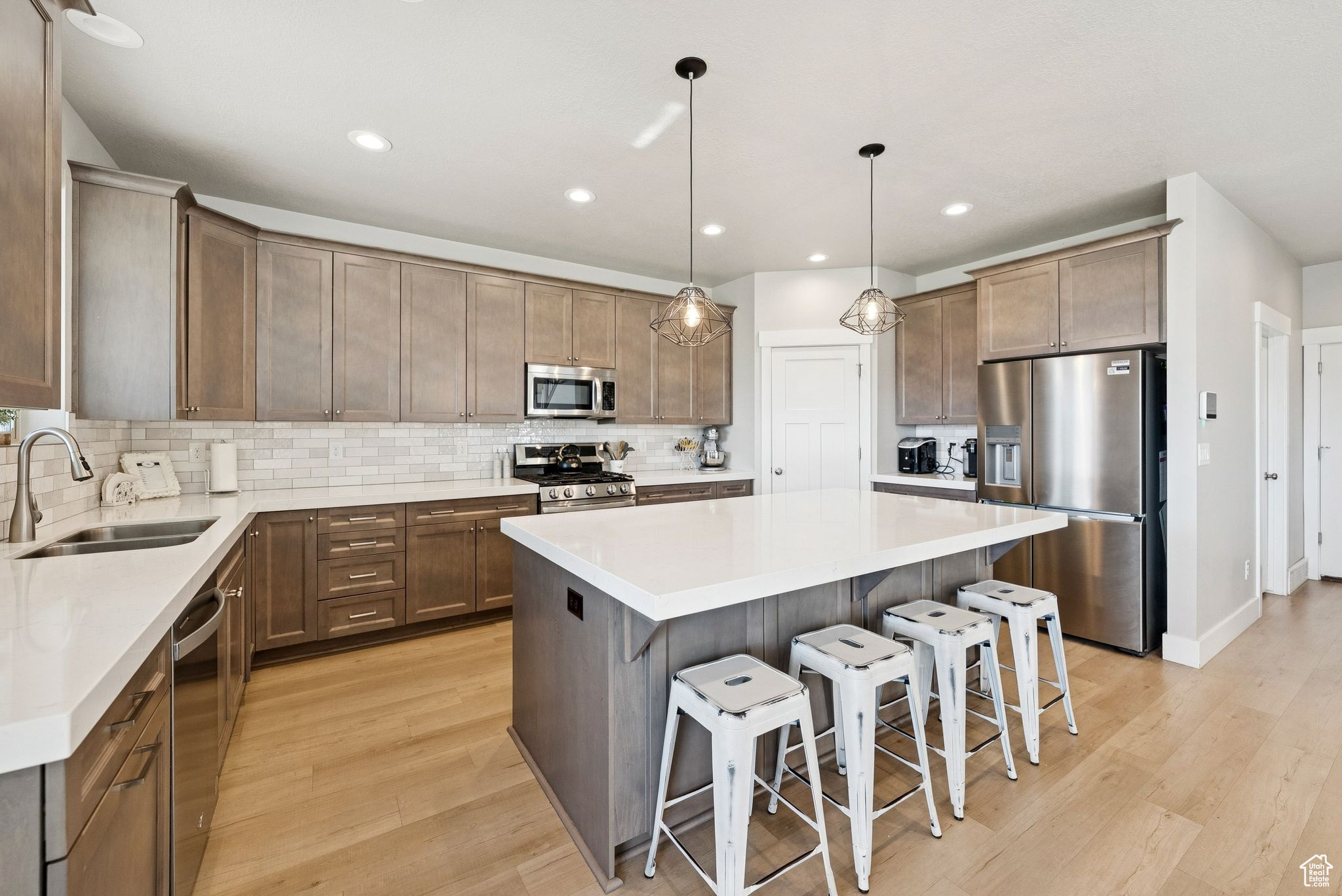 SUNSET EQUESTRIAN CL - Residential