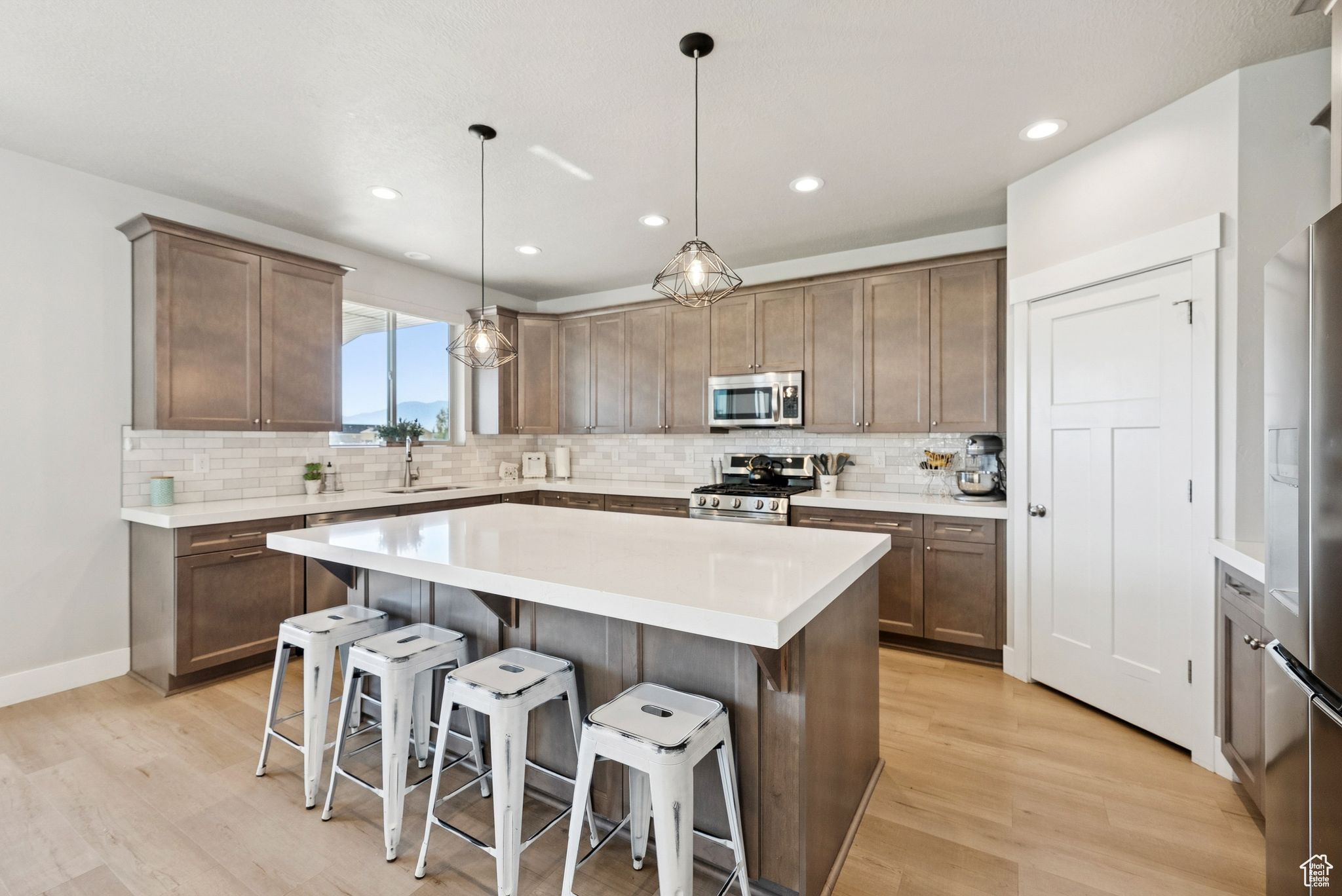 SUNSET EQUESTRIAN CL - Residential