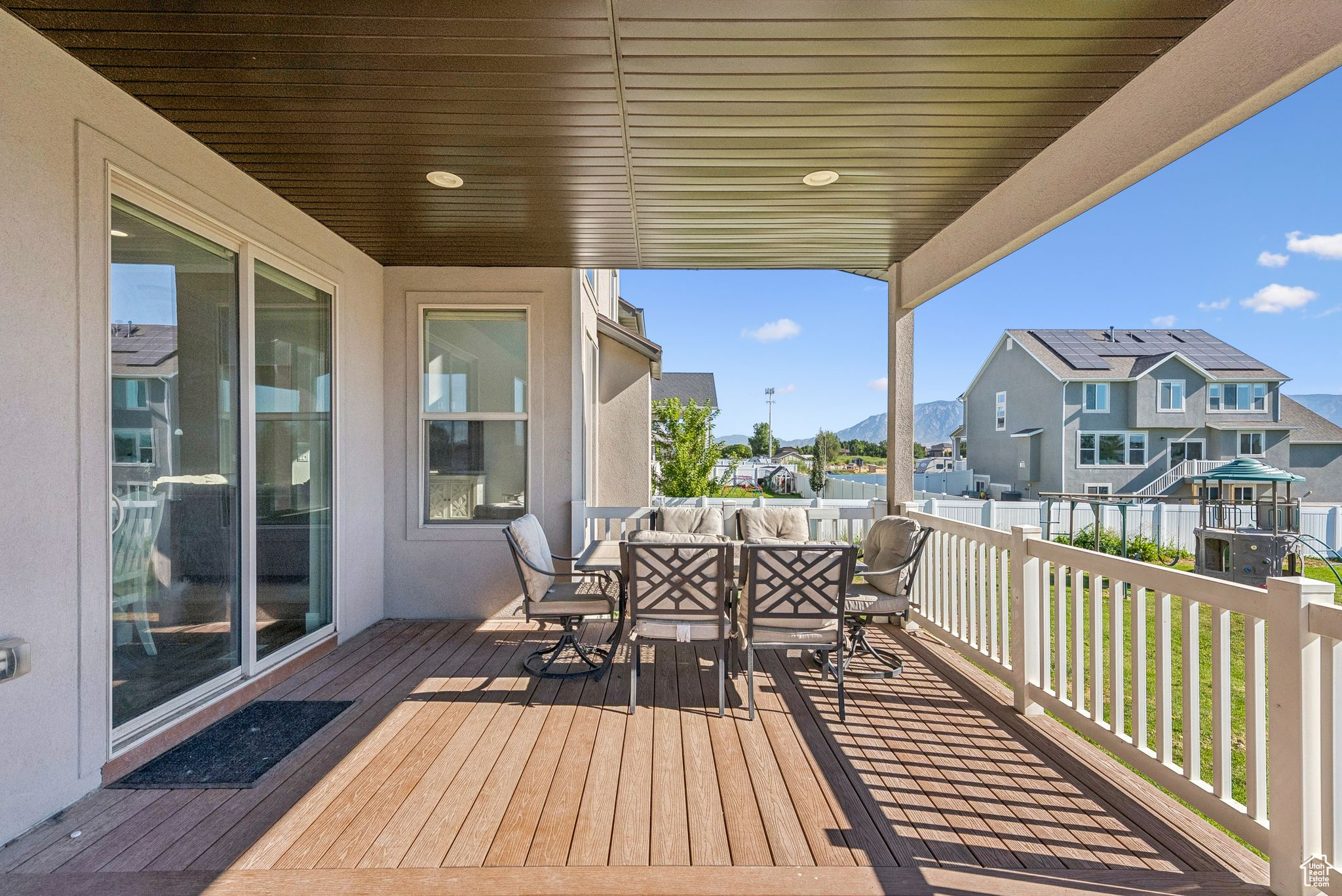 SUNSET EQUESTRIAN CL - Residential